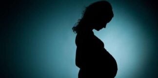 গর্ভবতী নারীরা চাকরির ‘অযোগ্য’? বিতর্কের পর সার্কুলার প্রত্যাহার করে নিল SBI pregnant