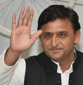 যোগীর উপর অখিলেশ যাদবের পাল্টা আক্রমণ !