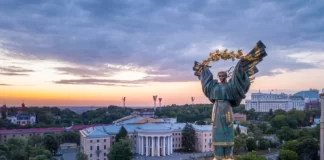 ইউক্রেন সংকট: বুখারেস্ট থেকে 219 ভারতীয়কে বহনকারী ফ্লাইট মুম্বাইয়ের উদ্দেশ্যে রওনা হয়েছে! Ukraine