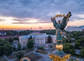 ইউক্রেন সংকট: বুখারেস্ট থেকে 219 ভারতীয়কে বহনকারী ফ্লাইট মুম্বাইয়ের উদ্দেশ্যে রওনা হয়েছে! Ukraine