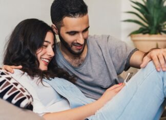 মেয়েটি তার প্রেমিককে চমকে দিতে এসে ভেতরে কি এমন দেখলো? couples