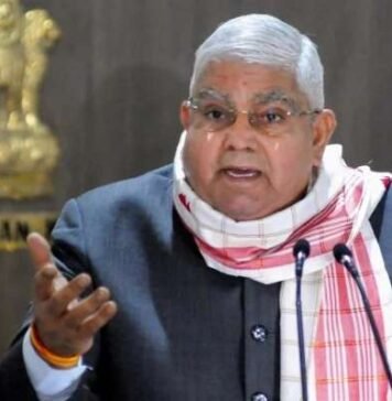 বাংলার রাজ্যপাল জগদীপ ধনখরের অপসারণের আবেদন খারিজ জগদীপ ধনখড়