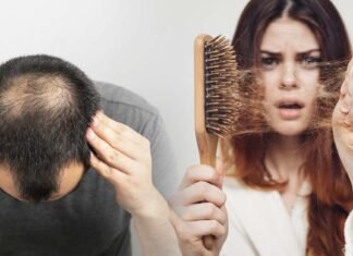 সাধারণ চুল পড়াকে hair fall ভেবে ভুল করছেন না তো? শারীরিক ত্রুটি আর সাধারণ ঘটনার মধ্যে পার্থক্য বুঝুন ! hair loss vs hair fall