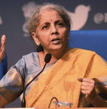 আমাদের ‘অমৃত কাল’ আপনার ‘রাহু কাল’: কংগ্রেসকে সীতারামনের কটাক্ষ