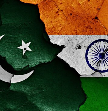 ভারত ও পাকিস্তানে ব্যাকচ্যানেল আলোচনা, প্রধানমন্ত্রী নরেন্দ্র মোদি ইসলামাবাদ সফরে যেতে পারেন !! ind pak