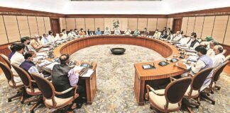 দুটি বড় সরকারি কোম্পানির সম্পদ বিক্রি করতে, সরকার আরও একজন রতন টাটার জন্য অপেক্ষা করছে govt