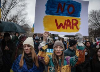 ইউক্রেনের কিয়েভে আটকে পড়া ভারতীয় শিশুদের অবস্থা! ukraine