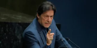 পাকিস্তানে ইমরান খান পদত্যাগ করবেন!