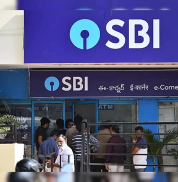 পশ্চিমা দেশগুলির নিষেধাজ্ঞার পর রাশিয়ান সংস্থাগুলির সাথে ব্যবসা বন্ধ করে দিল SBI sbi