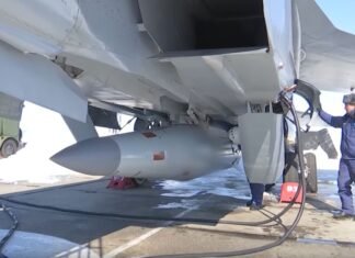 ” হাইপারসনিক প্রযুক্তিতে ভারত ও চীন আমাদের চেয়ে এগিয়ে ” – জানিয়েছেন মার্কিন শীর্ষ আইন প্রণেতা