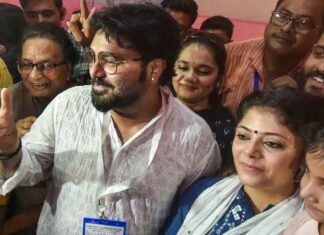 বাবুল সুপ্রিয় জয়ের পর বললেন, বিজেপির হয়ে 2 গোল দিয়েছি, তৃণমূলের হয়ে 10 গোল দেবো