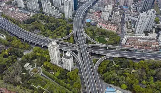 নাগরিকরা চীনে লকডাউন প্রতিরোধ করতে পারছে না, ক্ষুধার্ত ও তৃষ্ণার্ত লোকেরা জানালা দিয়ে চিৎকার করছে