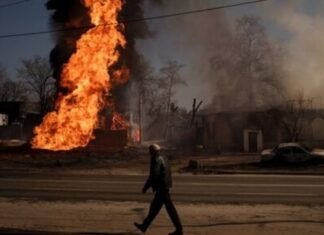 ইউক্রেন যুদ্ধ থেকে ভারত কীভাবে দ্বিগুণ লাভবান হচ্ছে?