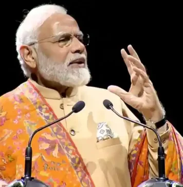 প্রধানমন্ত্রী মোদি ইউরোপীয় নেতাদের কাশী ও রাজস্থানে তৈরি হওয়া ভাস্কর্য উপহার দিলেন