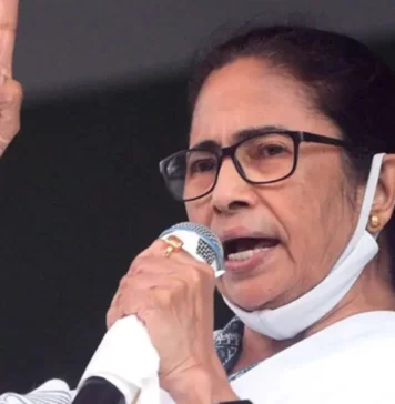 ‘অগ্নিবীরদের’ অবসরের বয়স ৬৫ বছর করা হোক, দাবি মমতা বন্দ্যোপাধ্যায়ের