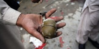 বোমা চাই বোমা? অনলাইনে ঘরে বসেই পেয়ে যাবেন পছন্দ মতো বোমা…